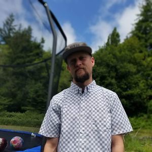 Meet your Posher, Adam